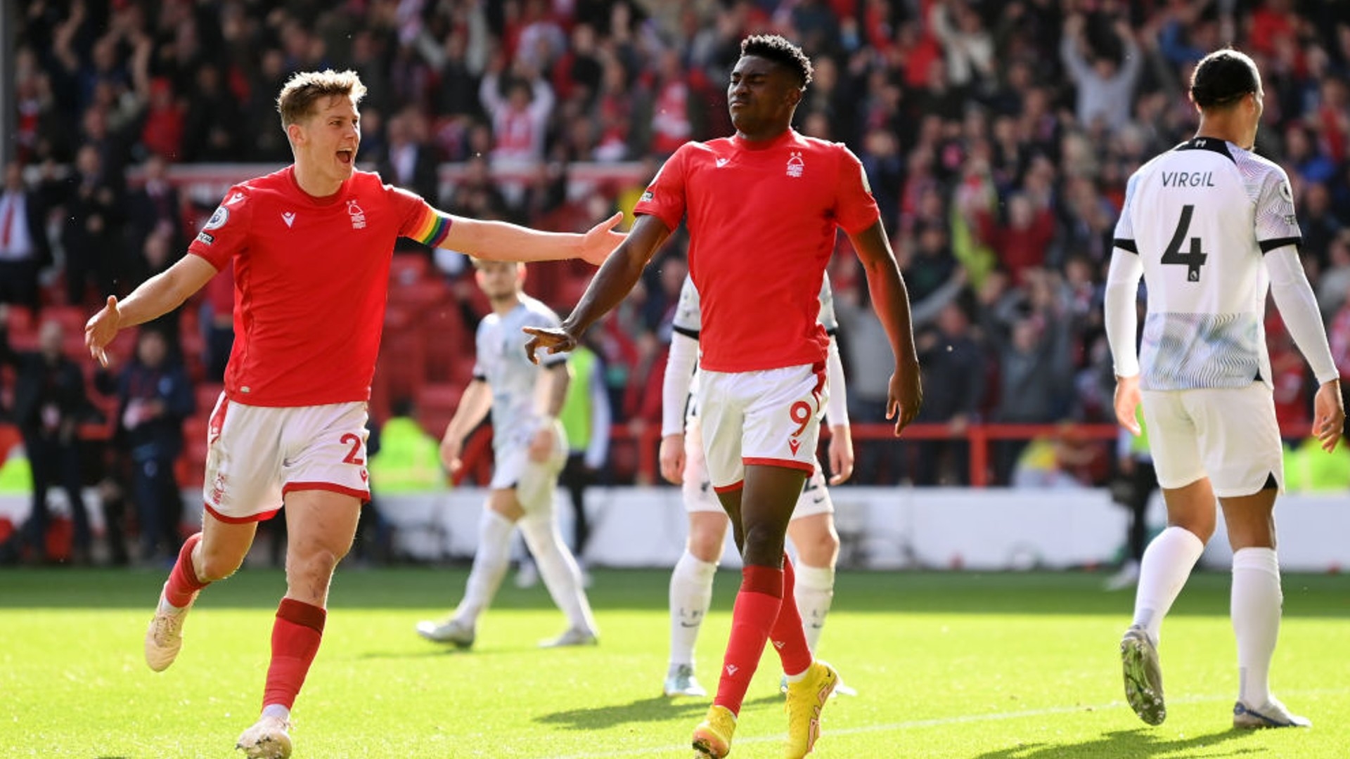 并凭靠出色 并凭靠出色